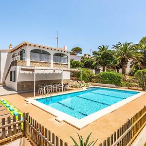 https://villa-pepita-binibeca.balearic-islands.net